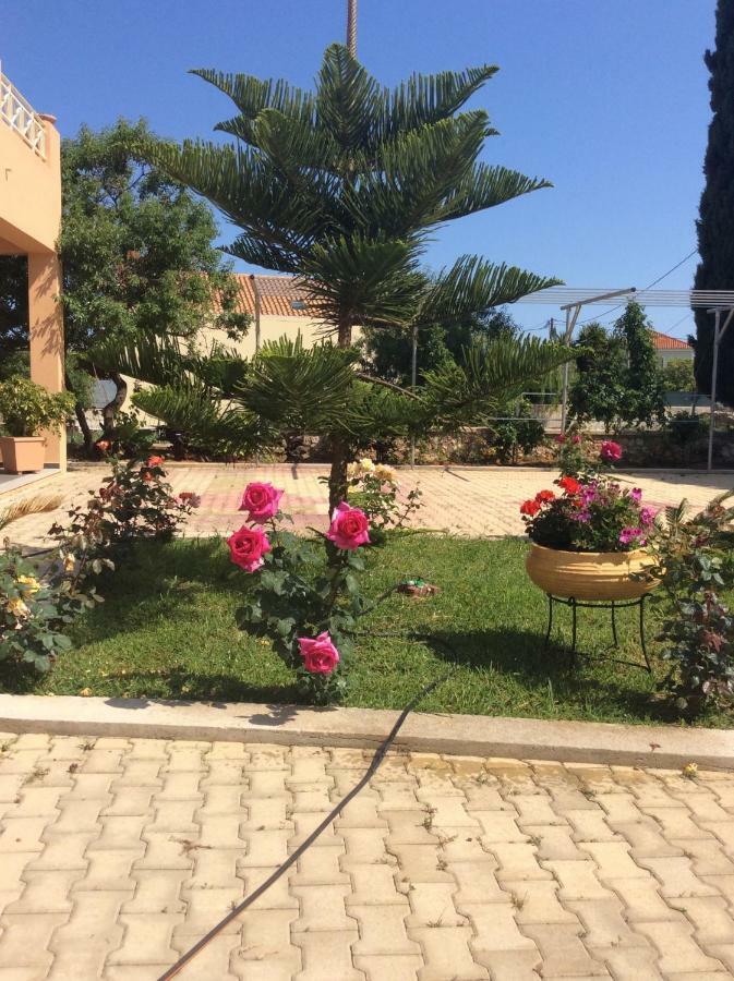 Mel'S Apartments Песада Экстерьер фото
